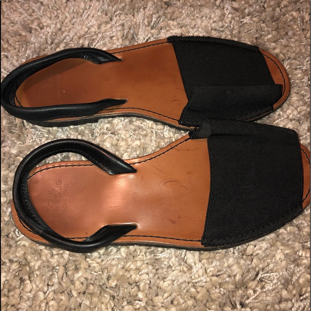 André Assous Elastic/Leather Sandals